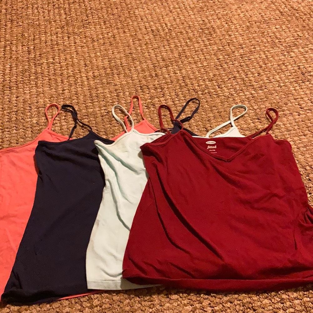 4 Woman’s old navy cami shirts